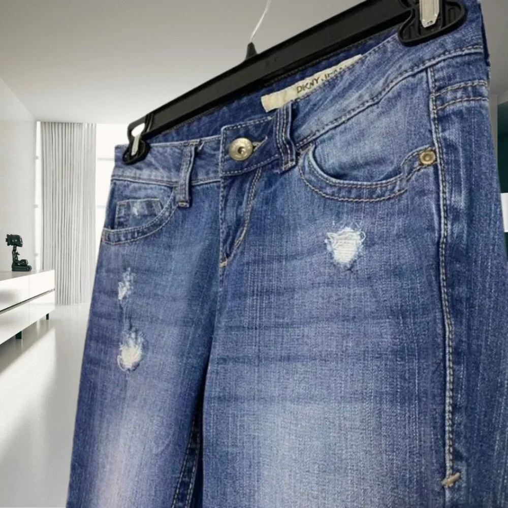 Dkny distressed low